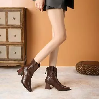 Толстый каблук толстая подошва модные ботинки женские 2024 новые маленькие носить модные темпераментные ботинки Martin заостренные большие размеры ботинки Martin 34 коричневый