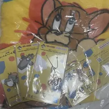 Tom And Jerry Coogee Blanket, Set Of 3 Key Rings