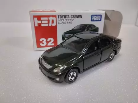 Tomica 32 Toyota Crown scale dark green Made in China No. 1/63 die-cast minicar, темно-зеленого