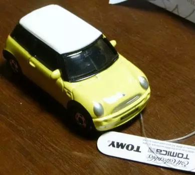 Tomica Limited Mini Cooper 0048 (yellow)