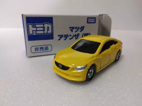 Tomica не продается. Микроавтобус Mazda Atenza производства Вьетнам, желтый,