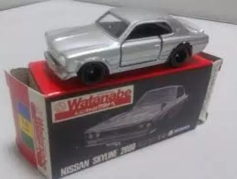 Tomica Nostalgic Heroes Nissan Skyline Racing Service Watanabe Silver GT-R (KPGC10) серебряный