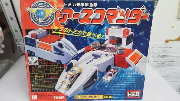 Томика Будущая Аварийная Команда Командир Земли Спасение Земли EM-02