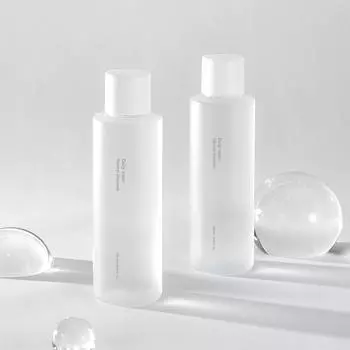 Тонер-спрей на основе риса — смягчающий, ухаживающий за кожей и удаляющий прыщи тоник 150 мл белый