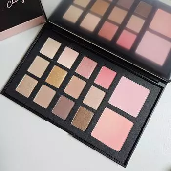 Tony Moly Perfect Style Street Culture Multi Palette, 01 Cherry Blossom Street, 1 piece