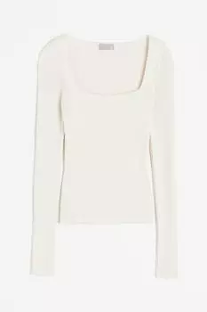 Топ с квадратным вырезом, связанный резинкой