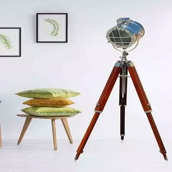 Торшер в голливудском стиле с хромированной отделкой и коричневой подставкой-штативом 142,24 см