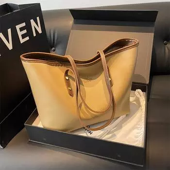 Tote bag women s 2024 new large-capacity commuter bag autumn retro versatile this year s popular textured shoulder bag чёрный
