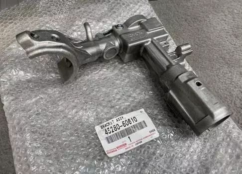 Toyota 45280-60610 Land Cruiser Upper Steering Column Bracket OEM Genuine Parts