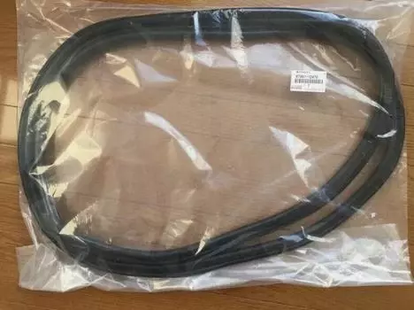 Toyota Genuine 67861-12470 AE86 LEVIN TRUENO Front Door Weather Strip LF or RF