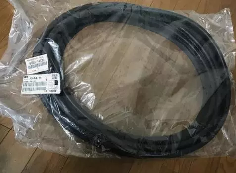 Toyota Genuine 93-98 JZA80 Supra Hatch Уплотнитель задней двери багажника 67881-14130