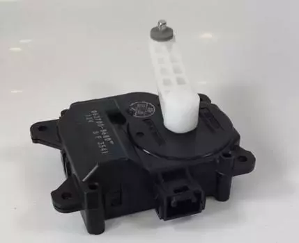 TOYOTA Genuine AVENSIS Airmix Damper Servo SUB ASSY 87106-05030 OEM