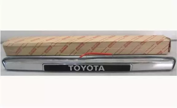 Toyota Genuine Land Cruiser Rear License Plate Lamp 81270-95A09 FJ60 FJ62 BJ60