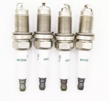 TOYOTA Genuine PREMIO Iridium Spark Plugs 90919-01221 x4