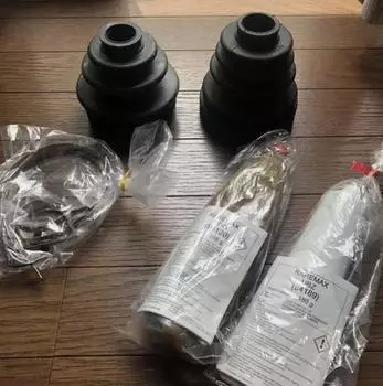 Toyota OEM оригинальный комплект чехлов переднего привода S 04427-0K022