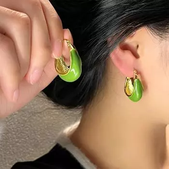 Тяжелая промышленность, высококачественный нишевый дизайн, белые серьги-корзинки, женская мода, универсальные, маленькие, с пряжкой, темпераментные, изысканные серьги