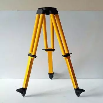 Тяжелый измерительный и нивелирный штатив для геодезических приборов