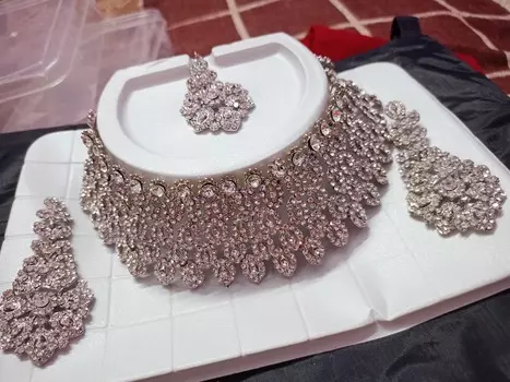 Традиционное позолоченное этническое модное ожерелье с шипованным камнем и серьгами, индийские свадебные украшения Adjustable серебряный