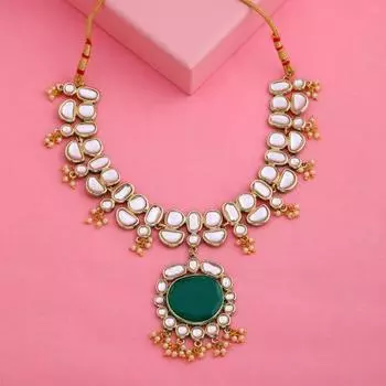 Традиционное позолоченное колье с кристаллами Kundan Polki