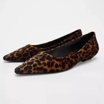 Женские туфли TRAF с анималистичным принтом на низком квадратном каблуке, сексуальные туфли с заостренным носком и неглубоким вырезом, модные женские туфли с леопардовым принтом на осень 2024 г. 36