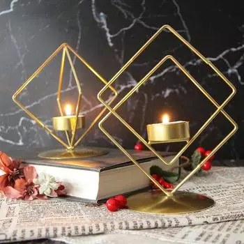 Трансграничный простой современный геометрический подсвечникАроматный подсвечник из кованого железа и золота A