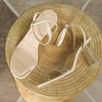 Transparent sexy crystal heel sandals women s 2024 summer new fashion temperament thick heel retro one-word buckle strap high heels 35 бежевый