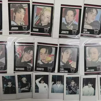 Treasure 2025 Season s Greetings L Holder Polaroid Set