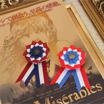 Трехцветный Les Miserables Musical Французская революция Наполеоновские войны Assassin s Creed Медаль ручной работы Badge