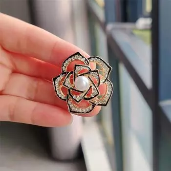 Трехмерная французская полая брошь «Камелия», изысканный и современный дизайн, простые аксессуары в виде булавки, для женщин