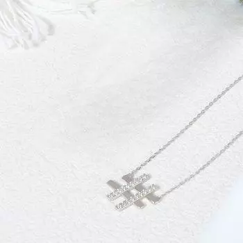 Трехмерное ожерелье «крестики-нолики» для женщин с нишевыми деталями, супер сказочный темперамент, универсальная цепочка на ключицу