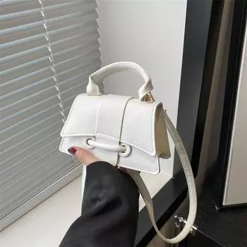 Трендовая нишевая дизайнерская сумка-мессенджер, личность 2024 года, в этом году популярная портативная маленькая сумка, женская новая повседневная сумка через плечо белый