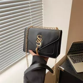 Трендовая одноплечевая сумка через плечо в иностранном стиле в стиле ретро, маленькая квадратная сумка 2024 года, летняя большая вместимость, новая повседневная портативная сумка через плечо чёрный