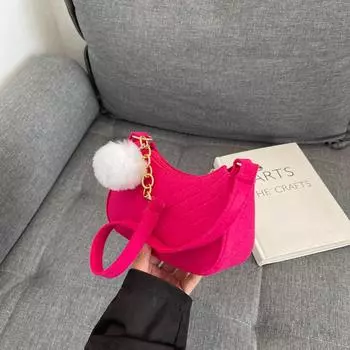 Трендовая повседневная женская сумка hairball 2024 года, свежая и ретро-сумка-мессенджер, темпераментная модная сумка на одно плечо в иностранном стиле, маленькая квадратная сумка чёрный