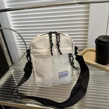 Трендовая простая маленькая квадратная сумка 2024 года, новая сумка, женская сумка-мессенджер, легкая и модная японская сумка через плечо чёрный