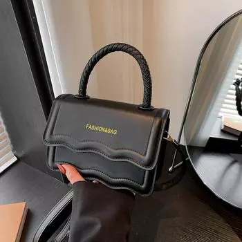 Трендовая текстура цепная сумка женская 2024 новая модная чистая ins кроссбоди текстура плечо маленькая квадратная сумка чёрный