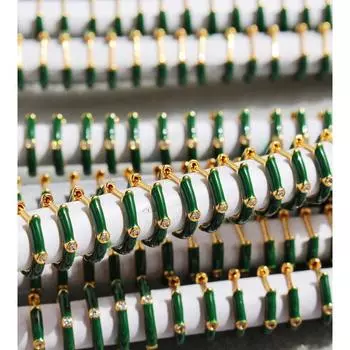 Трендовые серьги-кольца с зеленой эмалевой глазурью - Гонконгский стиль зелёный