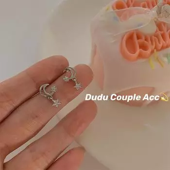Трендовые серьги-подвески из серебра 925 пробы со звездой и луной из циркона: Шикарный, простой и яркий корейский стиль для женщин Star and Moon Zirconia Earrings