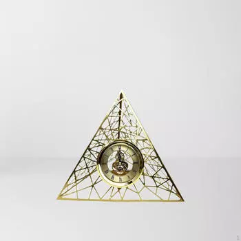 Треугольные металлические бесшумные часы, настольная новинка, железный домашний декор, стильное настольное украшение