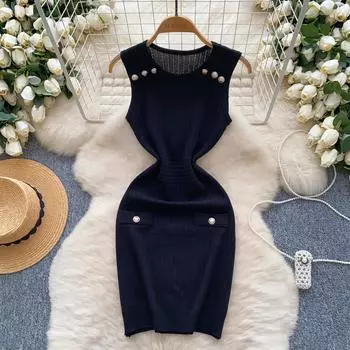 Трикотажное платье для пожилых людей с круглым вырезом без рукавов, темпераментное, однотонное, модное, с металлическими пуговицами, облегающее, женское, эластичное, базовое, сарафан One Size чёрный