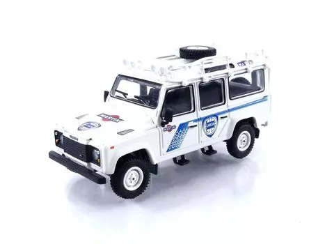 TrueScale Miniatures MINI GT Land Rover Defender 110 Safari Rally Martini Racing Support Vehicle Left Handle Готовый продукт 1/64