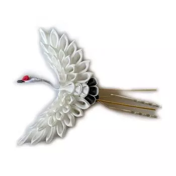 Tsumami Crafted Crane Hairpin White Headdress Dried Flower Preserved Flower Artificial Flower Coming of Age Graduation Spread the wings Hairpin 7cm белый