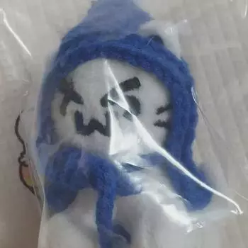 Ту Нян в плаще