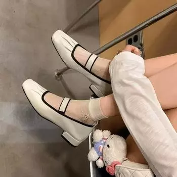 Туфли Белые кроссовки Повседневная женская мода Скандалы ПУ Низкая резина Рим Досуг Твердые Базовые Квадратный каблук Плоский задник Ремешок на носке 35