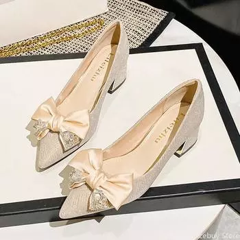 Туфли больших размеров для женщин, модные туфли-лодочки, сексуальные новые туфли для девушек с острым носком и высоким каблуком, туфли для подружек невесты со стразами и бантом 35 чёрный