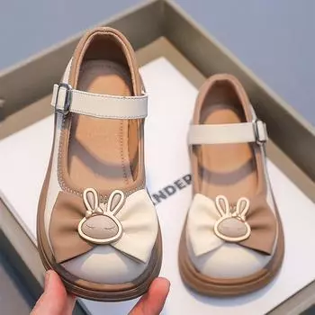 Туфли для девочек, обувь из мягкой кожи, детская повседневная обувь на плоской подошве с бантом для девочек, обувь принцессы с милым кроликом для студенческой вечеринки, весна-осень 23 бежевый