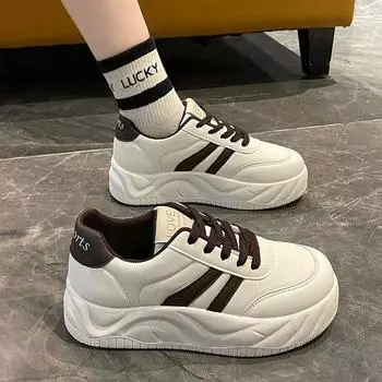 Туфли для доски с увеличением высоты на толстой подошве. Женские весенне-осенние новые повседневные туфли для хлеба. Легко подходящие по цвету спортивные белые туфли. 35