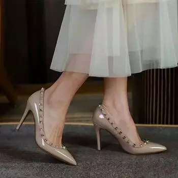 Туфли для женщин 2024 года, женские туфли на высоком каблуке, модные туфли-лодочки для вечеринок, женские туфли с заклепками и острым носком, на тонком каблуке, женские 34