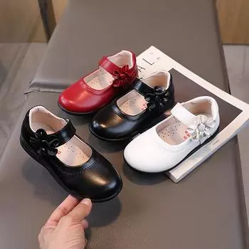 Туфли из кожи для девочек, средние и большие, черные, для вечеринок, детские школьные туфли на плоской подошве с цветочными цветами, милые туфли для принцесс 26 чёрный
