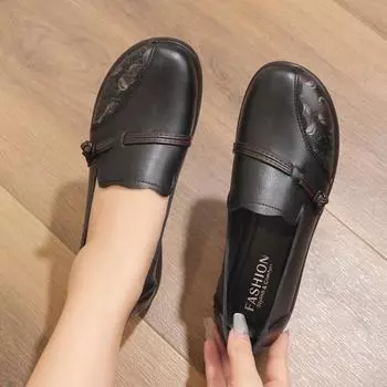 Туфли из кожи на плоской подошве для женщин среднего и пожилого возраста на весну и осень. Удобные винтажные туфли без застежек на мягкой подошве для мам. 35