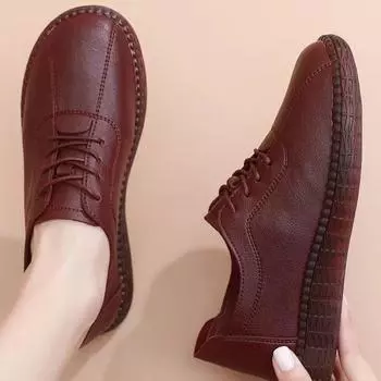 Туфли из мягкой кожи. Ретро-туфли для матери на плоской подошве. Осень 2023. Новые женские туфли среднего и пожилого возраста. Резиновые кожаные туфли на мягкой подошве. 35 коричневый